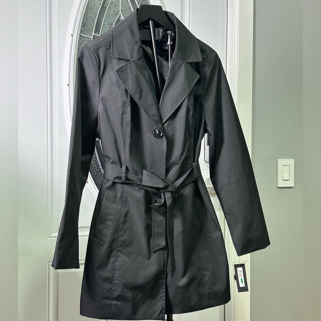 Kenneth Cole New York Black Single-Breasted Trench With Waist Tie